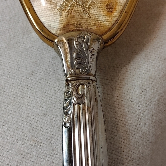 𝅺vintage Hair Brush and Mirror Set - Picture 4 of 16